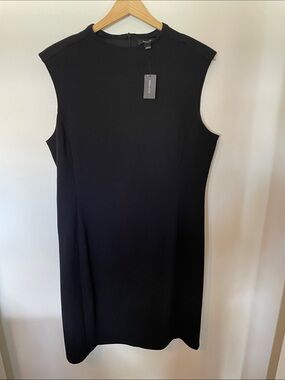 RW&CO L Black Sleeveless Shift Dress